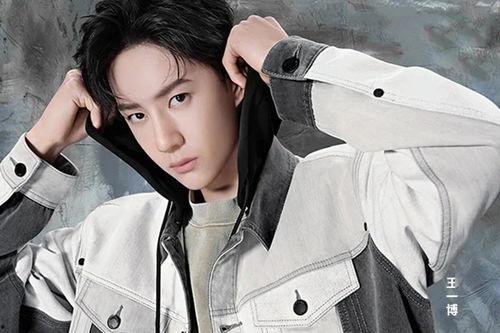 王一博最新消料爆料,神秘恋情引热议，事业再攀高峰