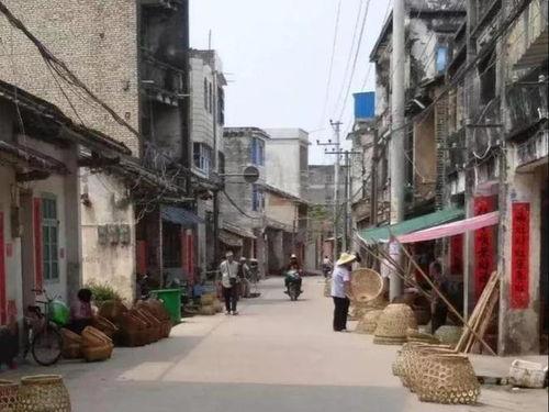 红港小镇爆料案件最新,揭秘背后惊人真相,追踪追踪者与受害者命运交织 第2张 红港小镇爆料案件最新,揭秘背后惊人真相,追踪追踪者与受害者命运交织 第2张