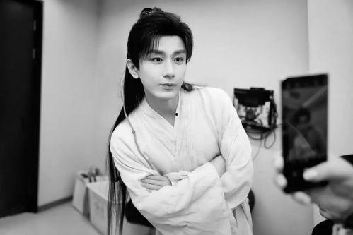 成毅袁冰最新爆料图片,最新爆料图片曝光！